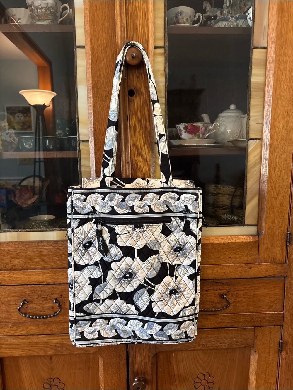 Vera Bradley Black & White Quilted Floral Computer Bag